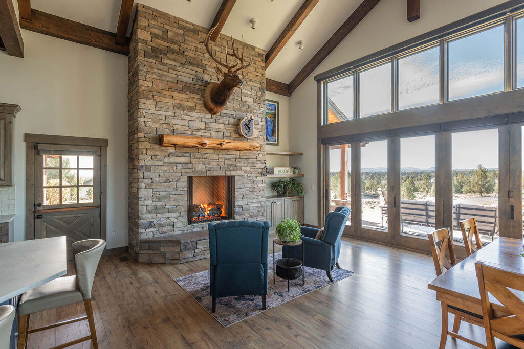 61465 White Peaks Court