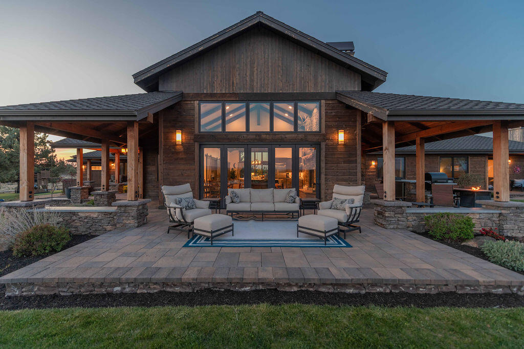61465 White Peaks Court