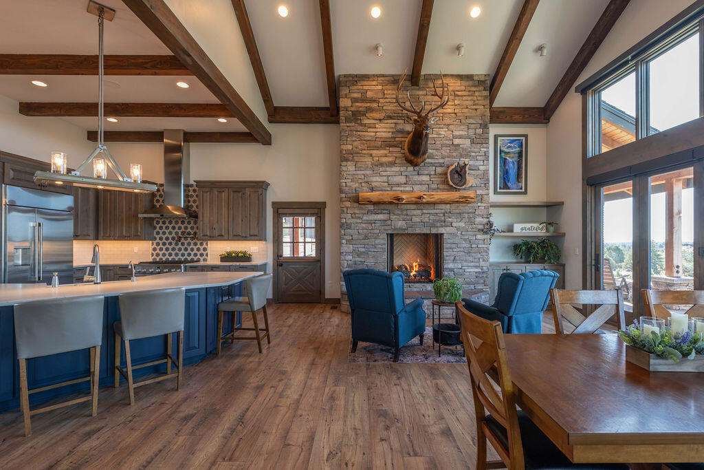 61465 White Peaks Court