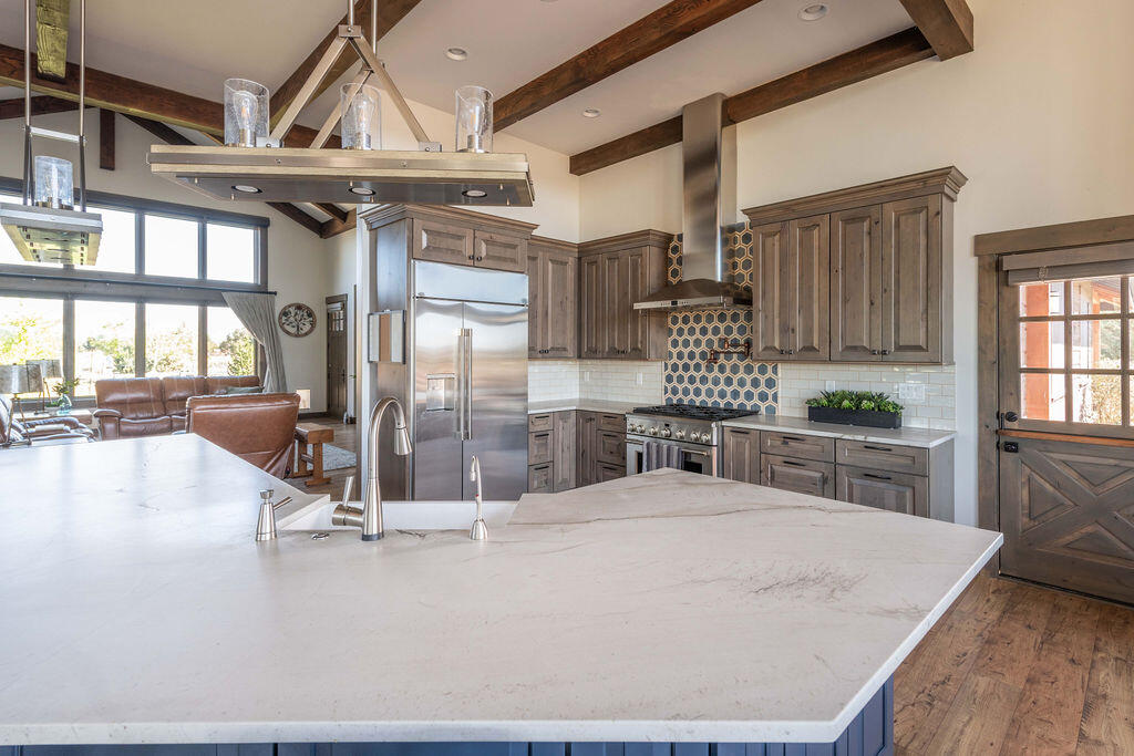 61465 White Peaks Court