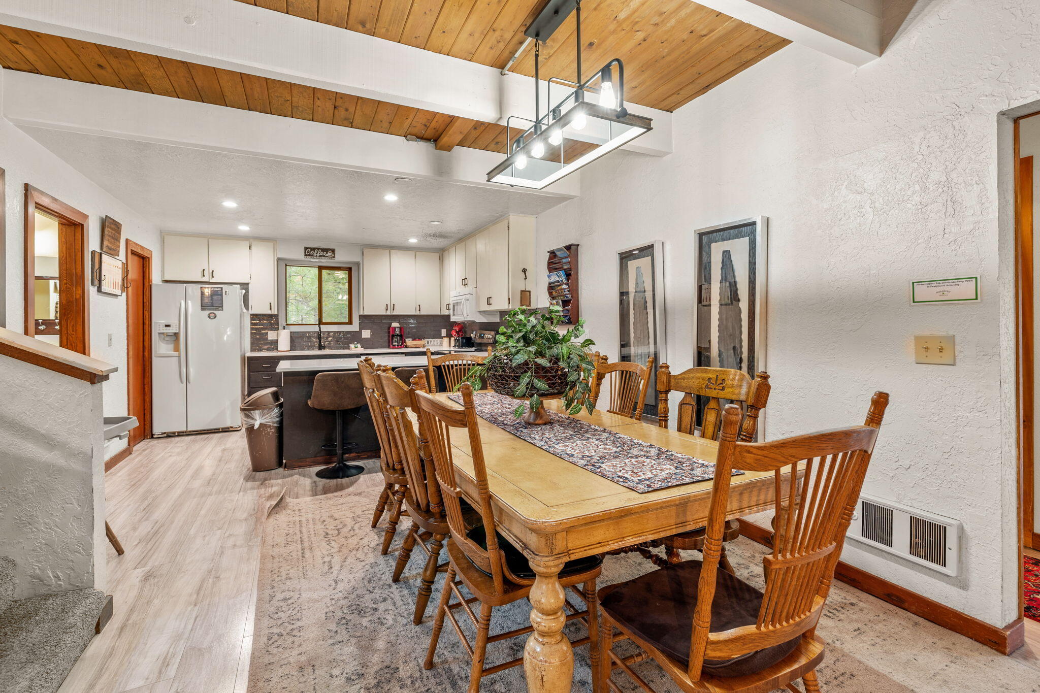 18066 18 E Butte Lane