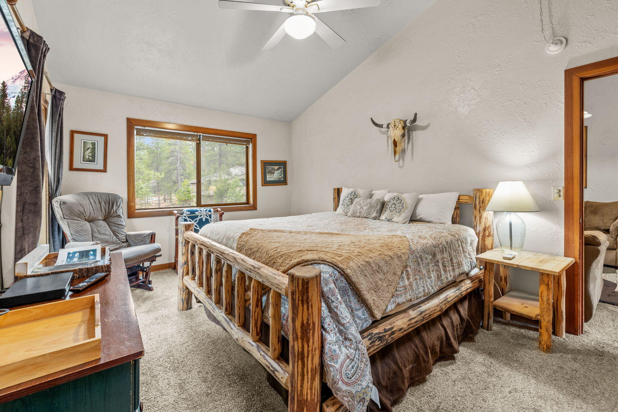 18066 18 E Butte Lane