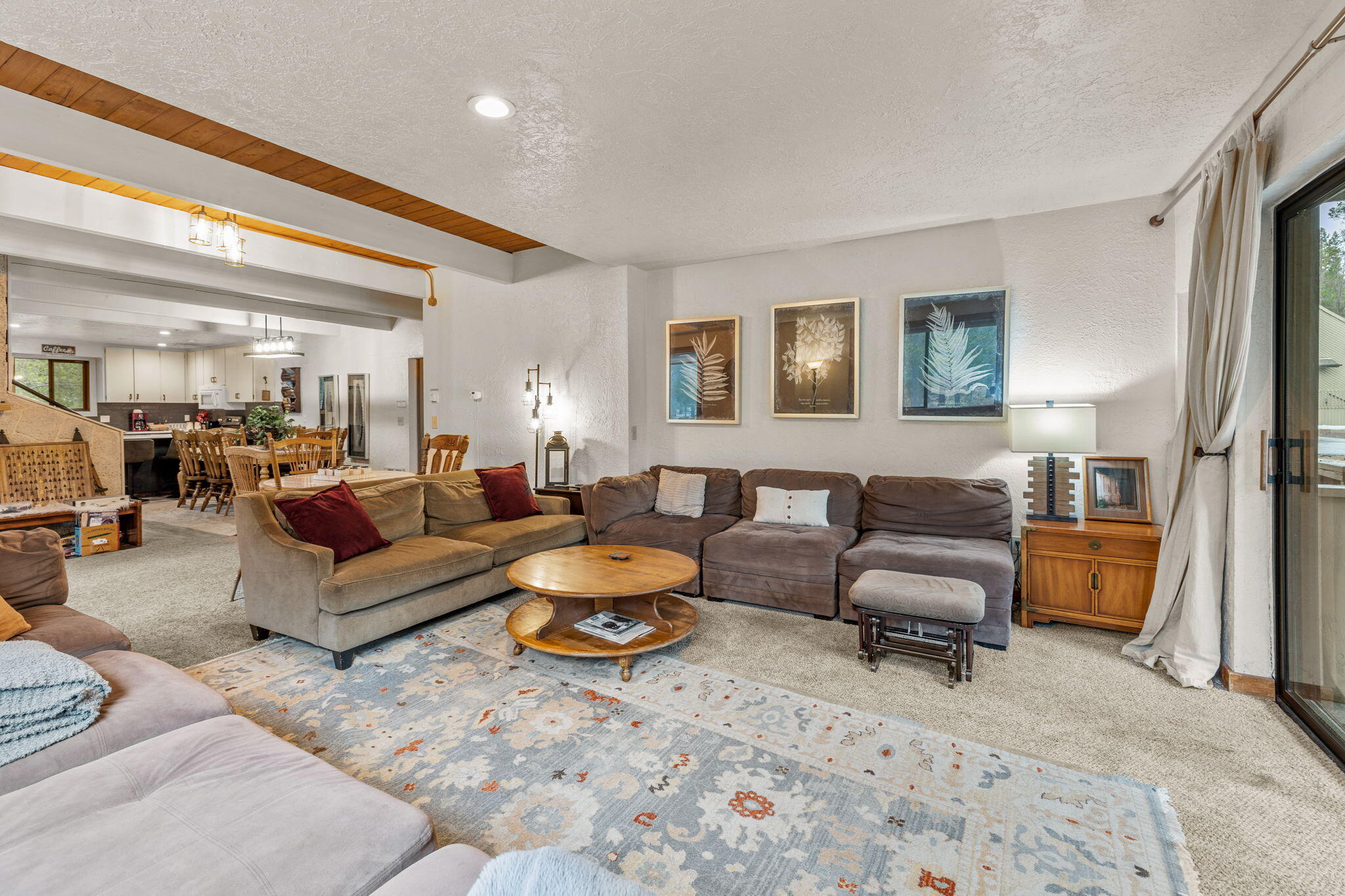 18066 18 E Butte Lane