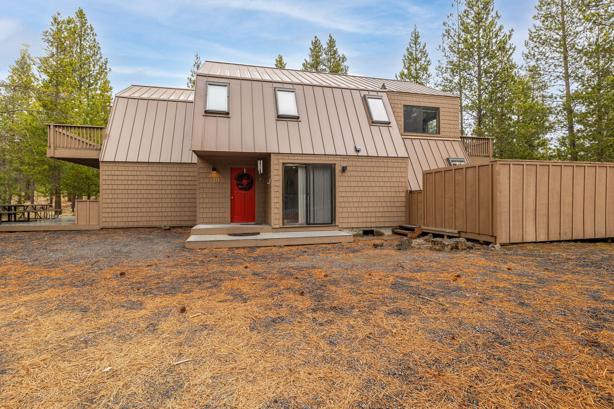 18066 18 E Butte Lane