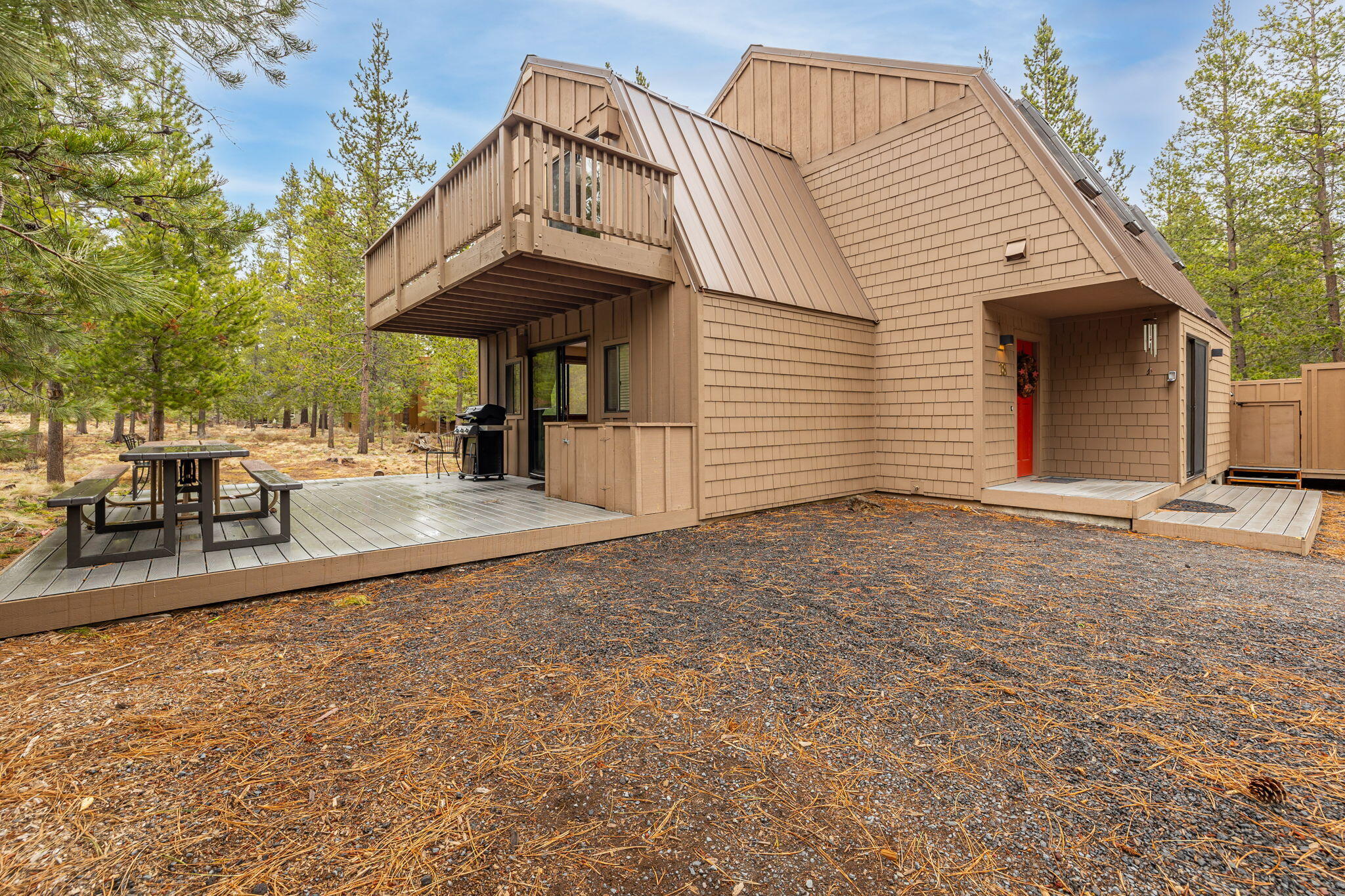 18066 18 E Butte Lane