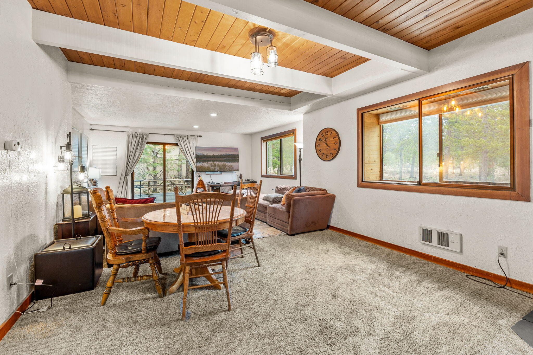 18066 18 E Butte Lane