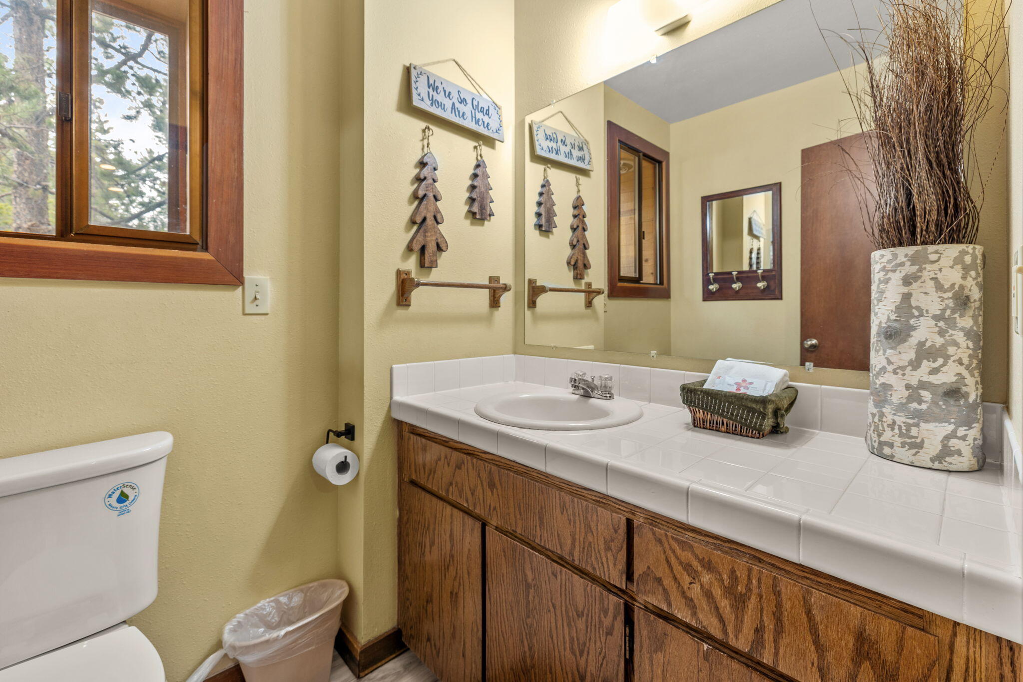 18066 18 E Butte Lane