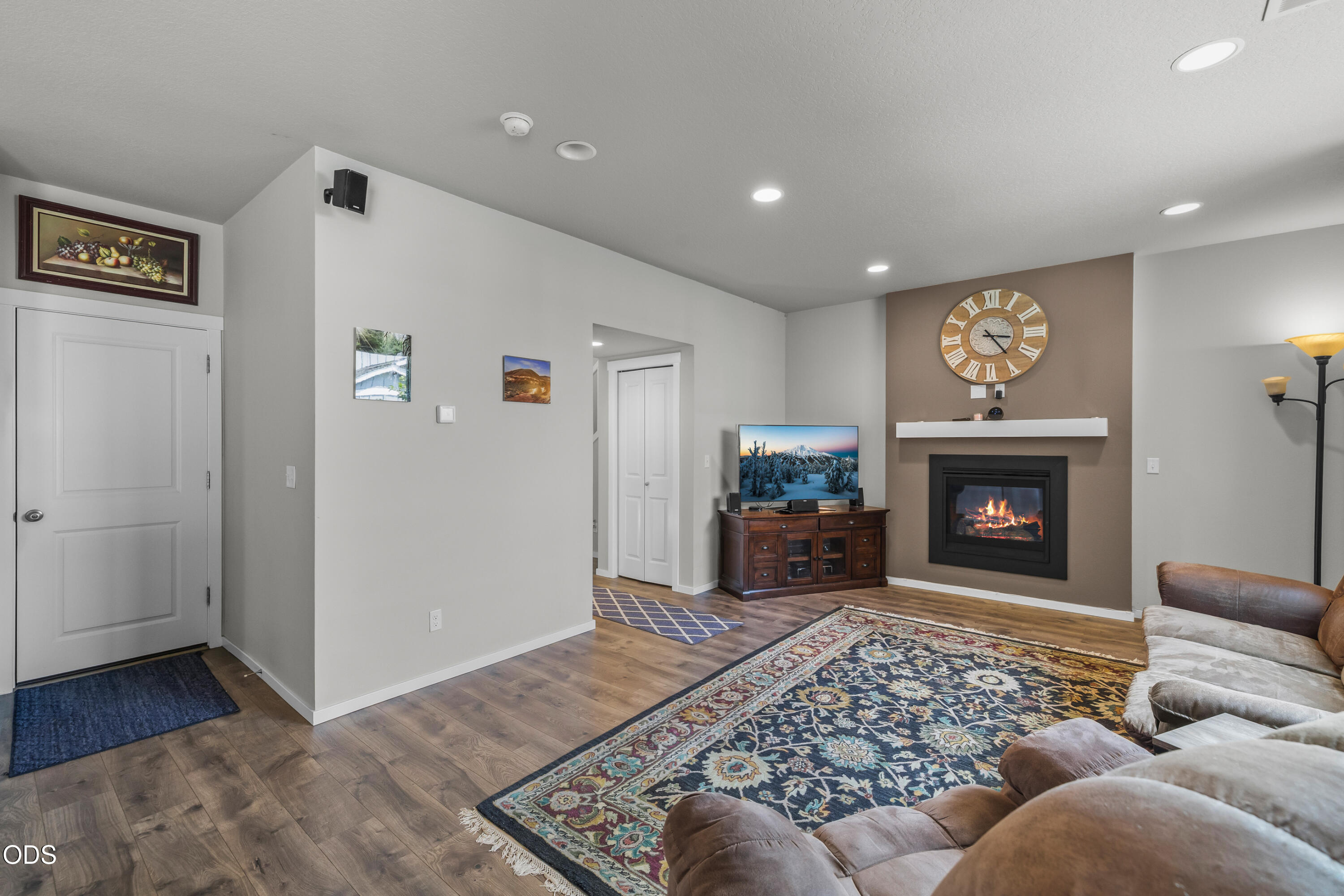 21182 Thomas Drive