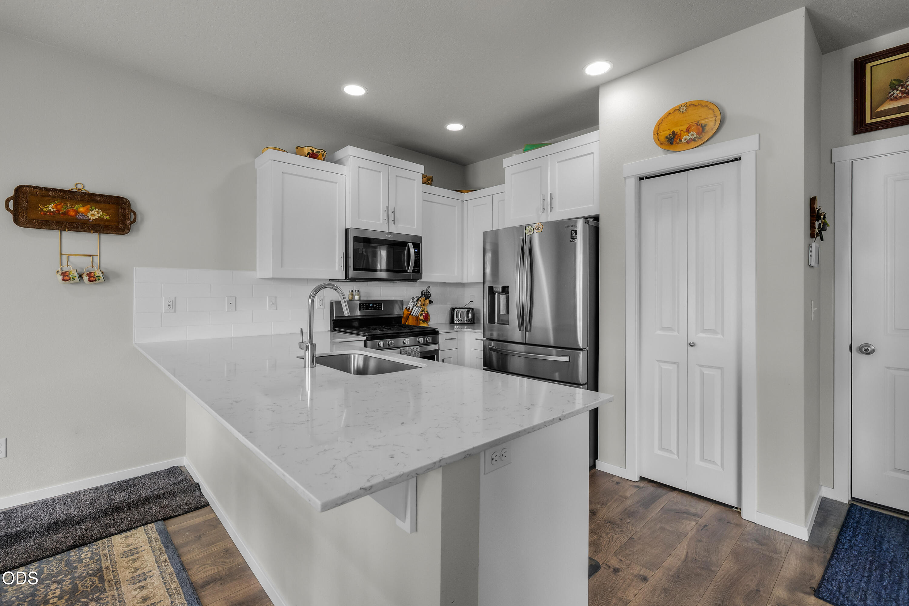21182 Thomas Drive