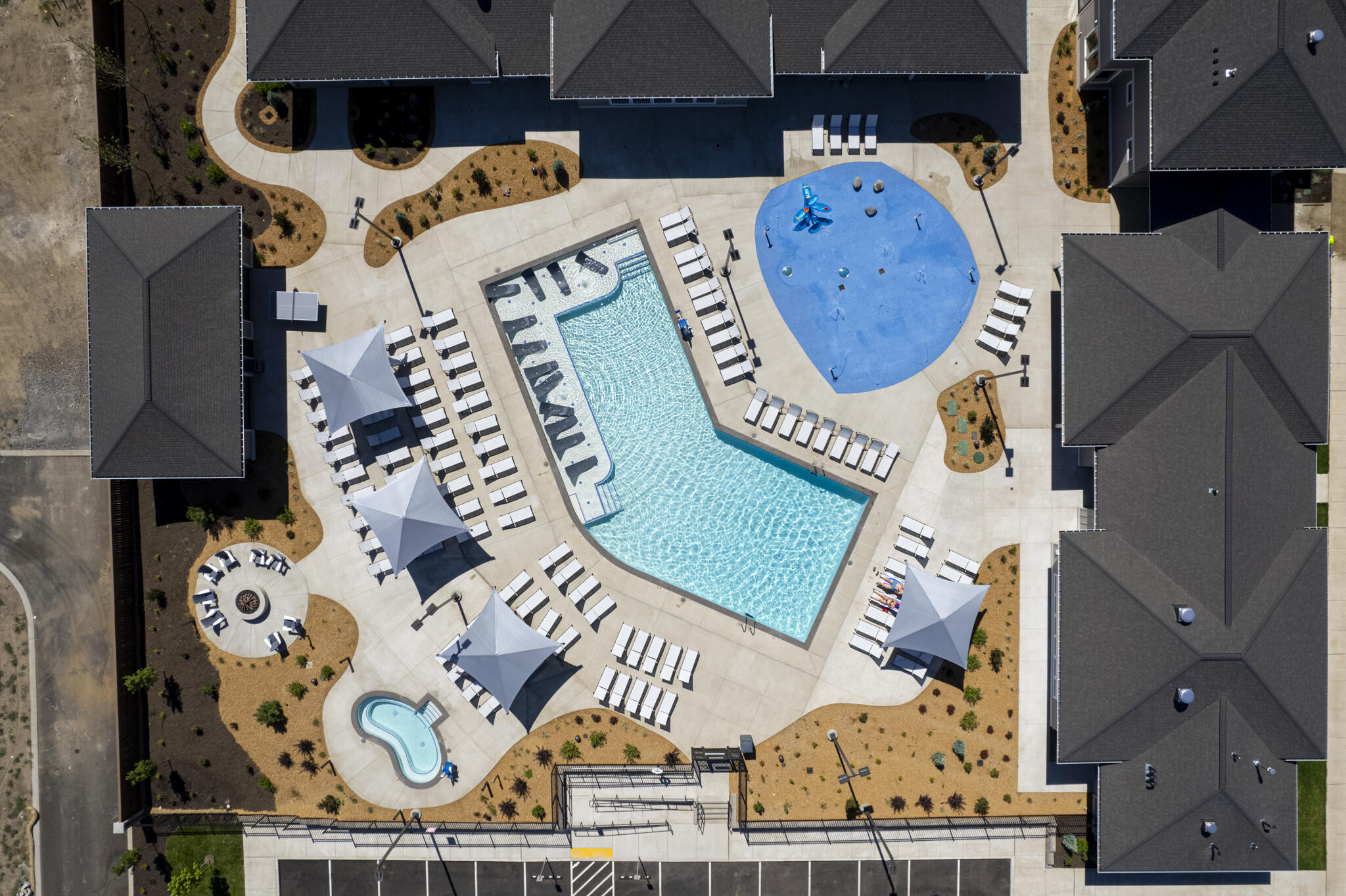 3859 NE Tellus Drive