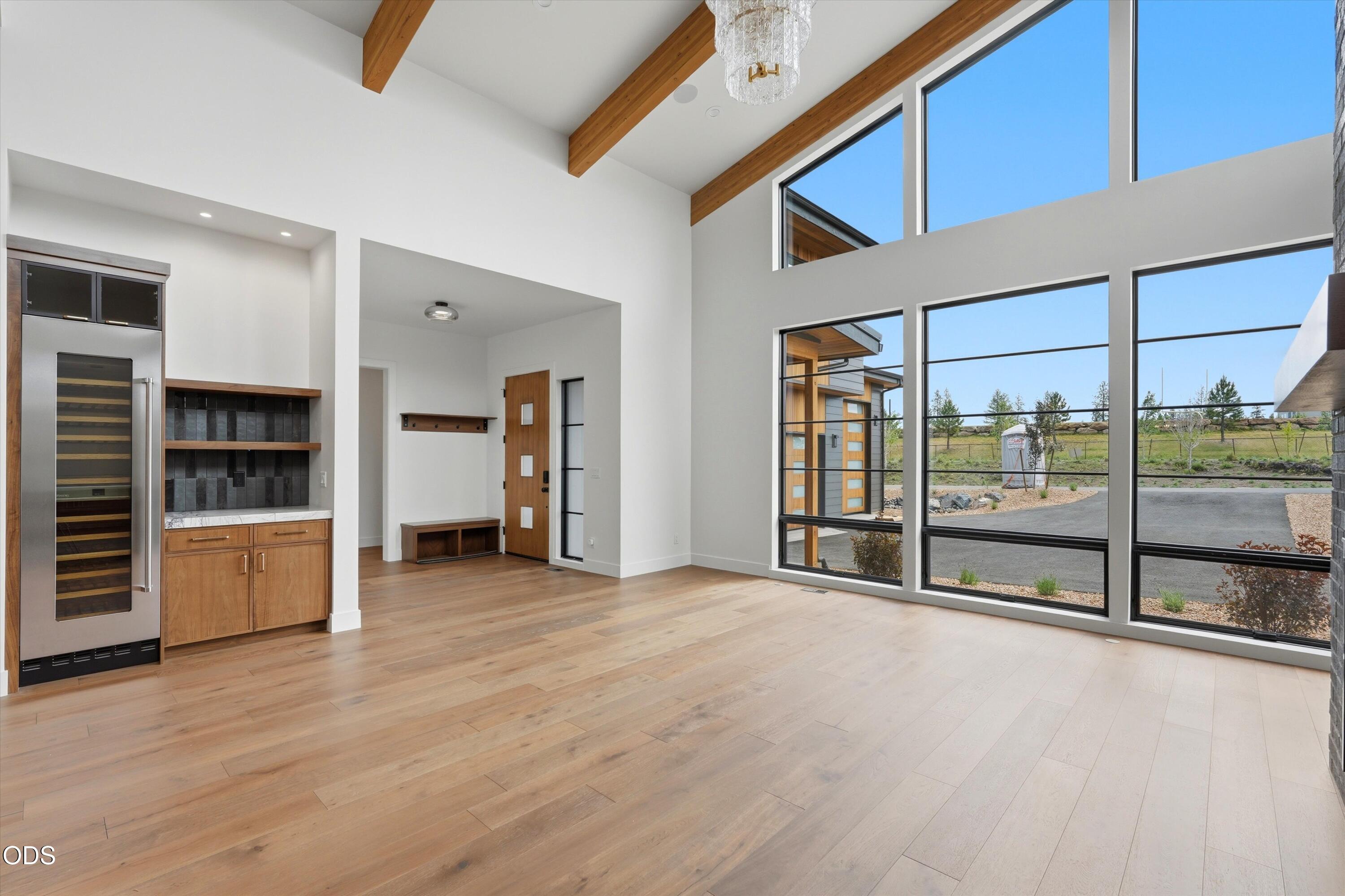 3114 NW Crossing Drive