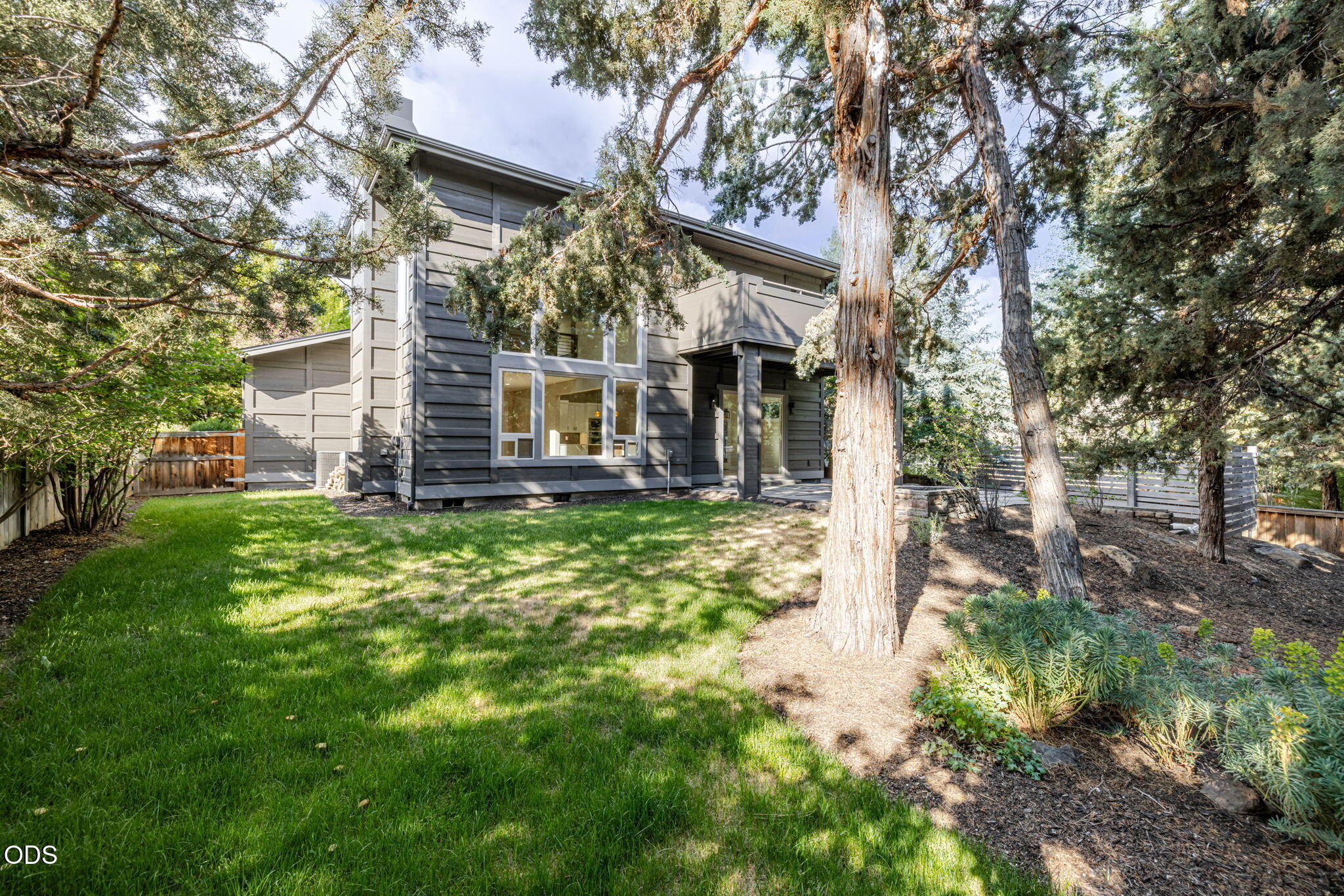 3454 NW Bryce Canyon Lane