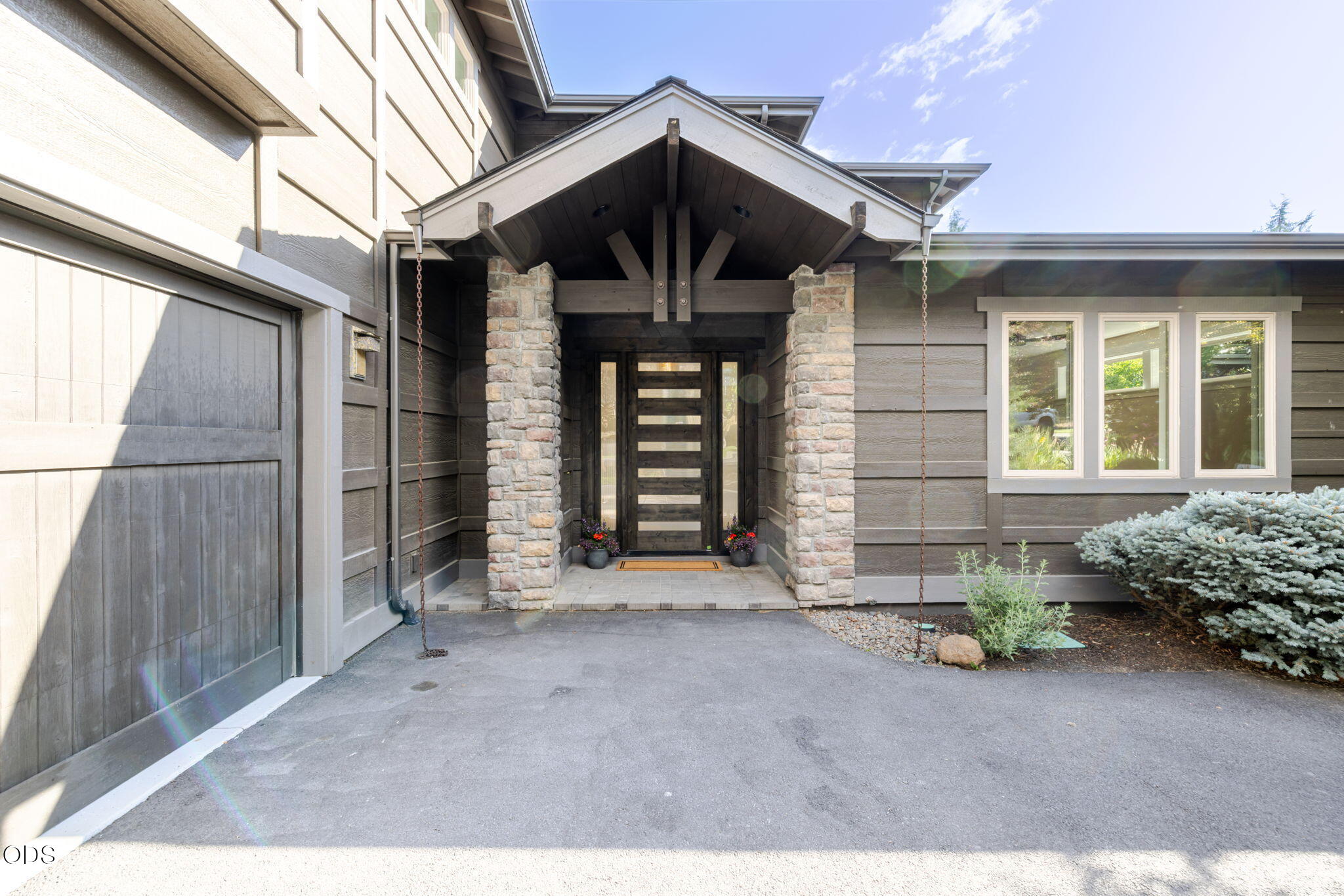 3454 NW Bryce Canyon Lane