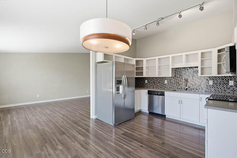 980 SE Centennial