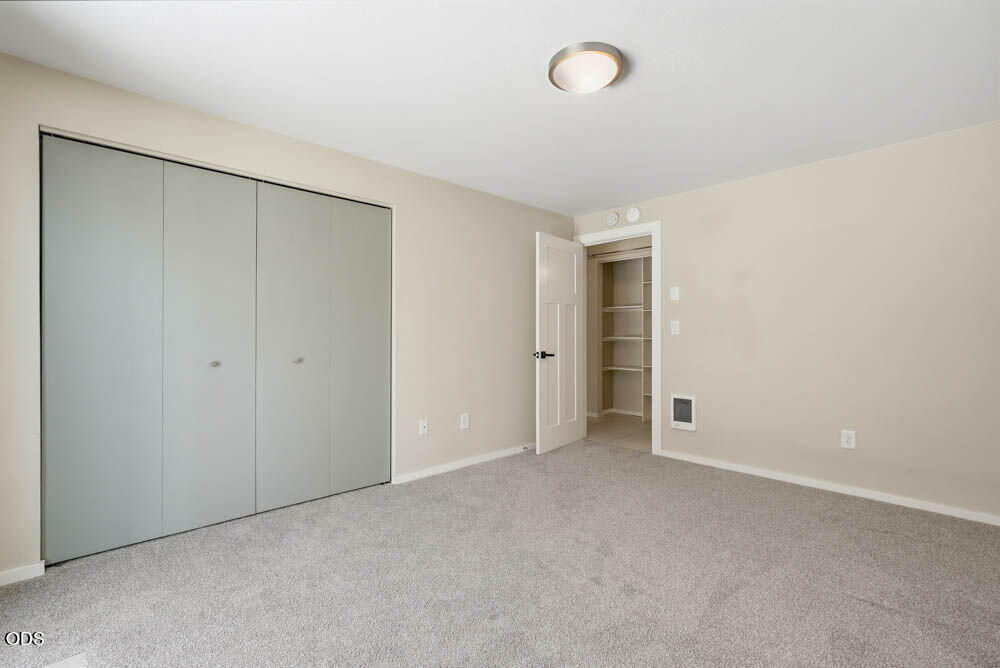 980 SE Centennial
