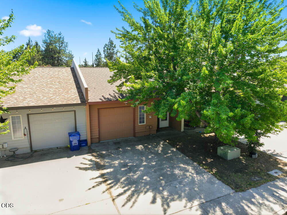 980 SE Centennial