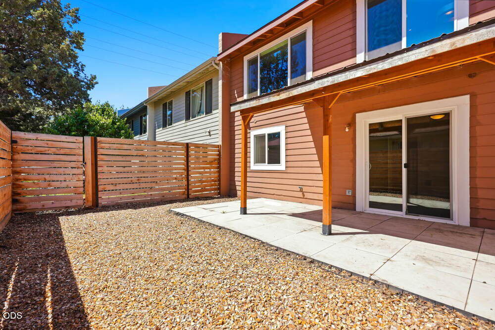 980 SE Centennial