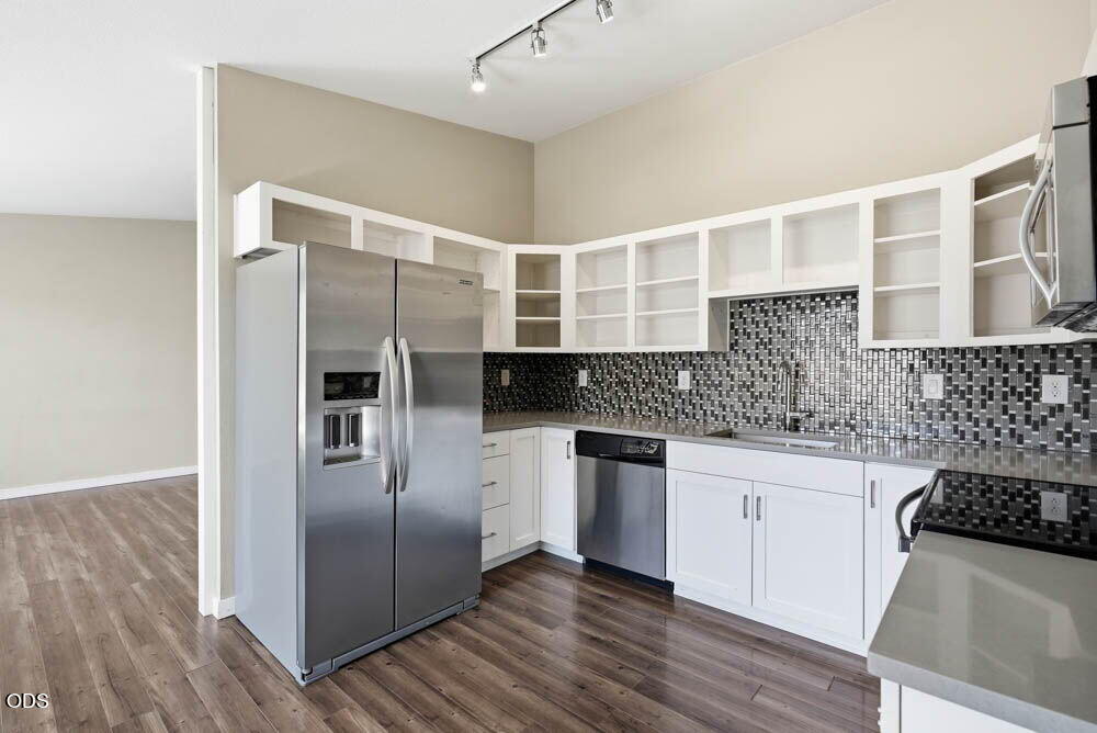 980 SE Centennial
