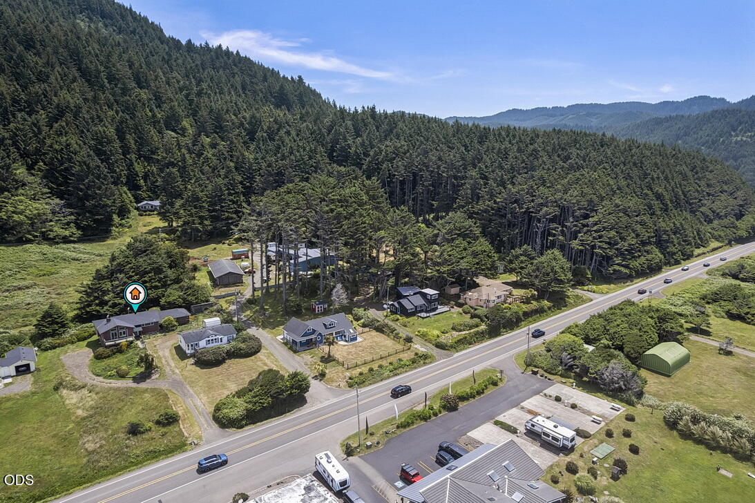 95489 Highway 101 S
