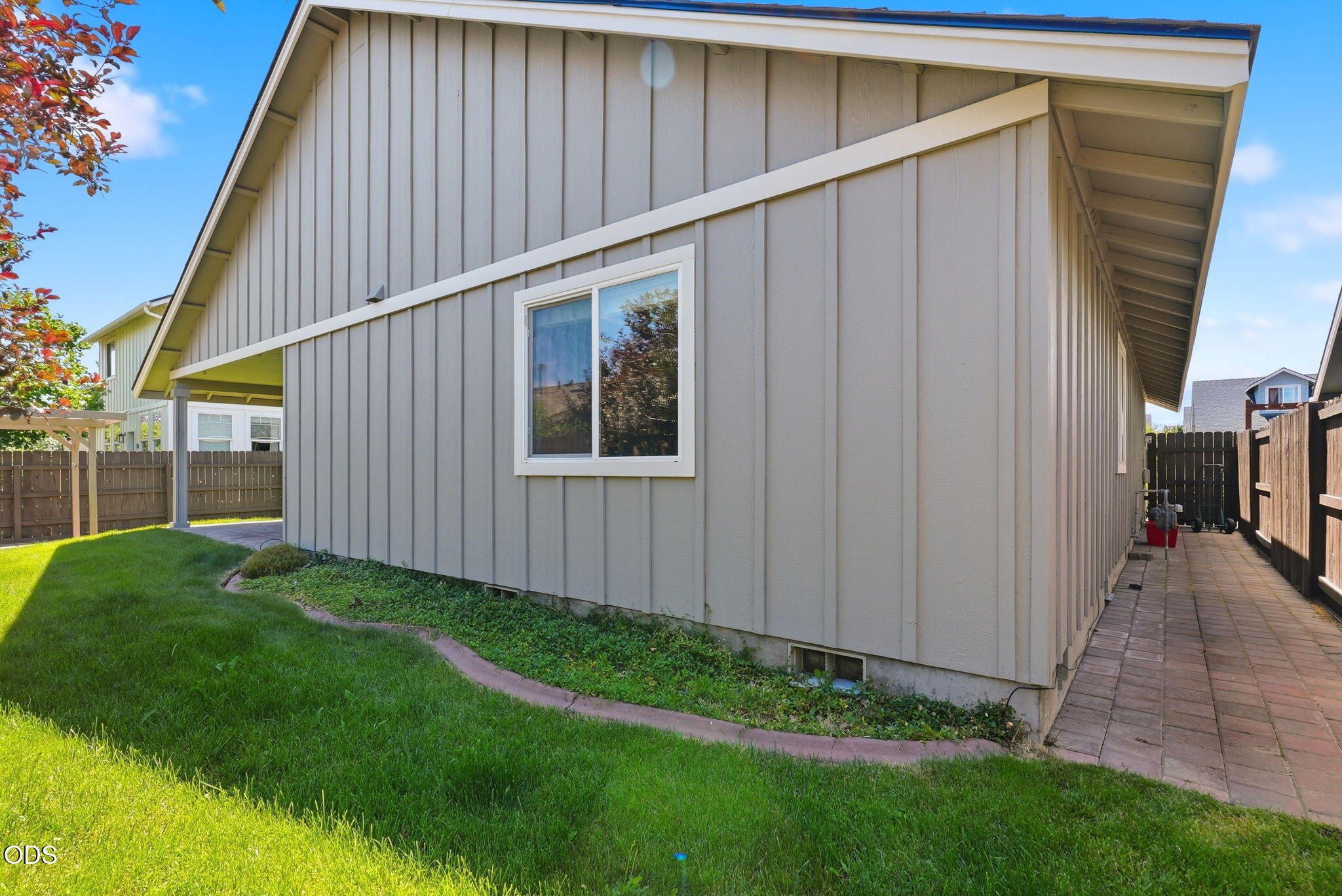 408 NW 24th Place