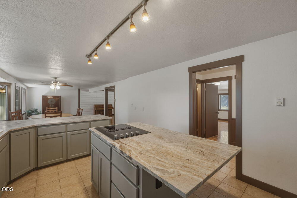 60282 Cree Circle