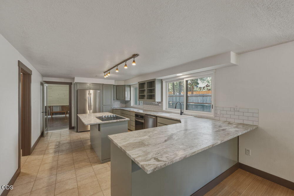 60282 Cree Circle