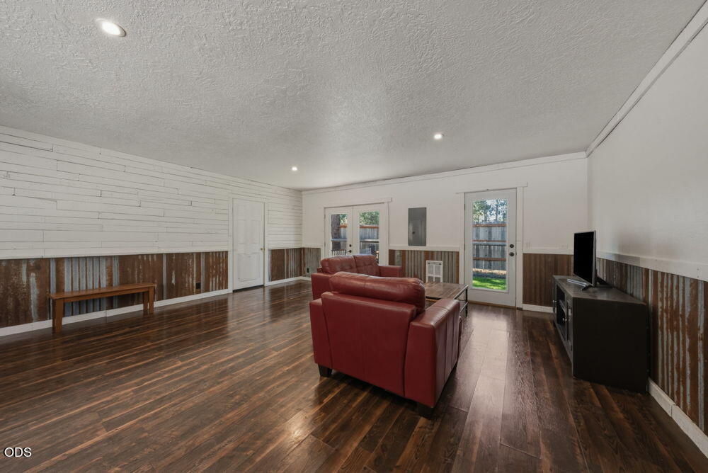 60282 Cree Circle