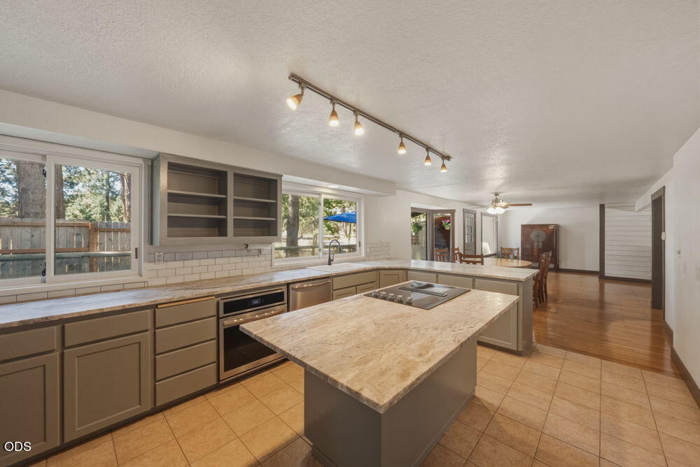 60282 Cree Circle