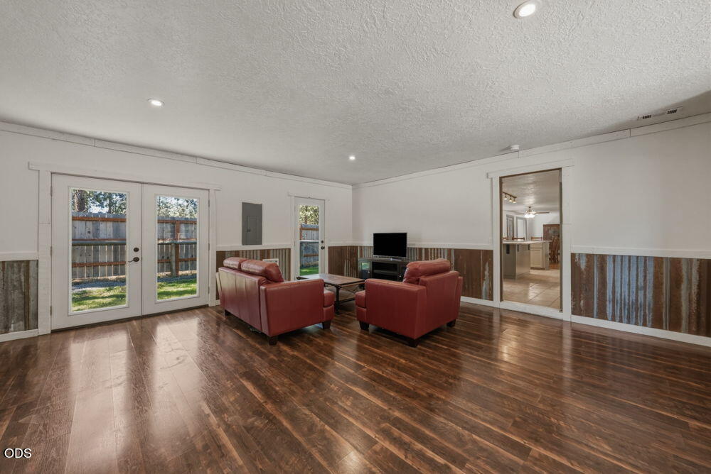 60282 Cree Circle