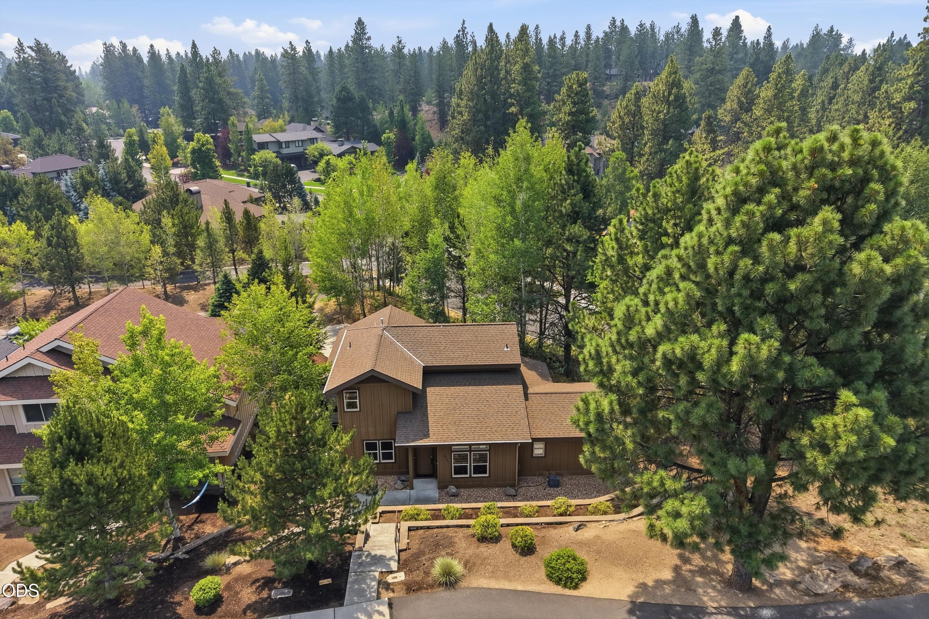 2737 NW Skyliners Road