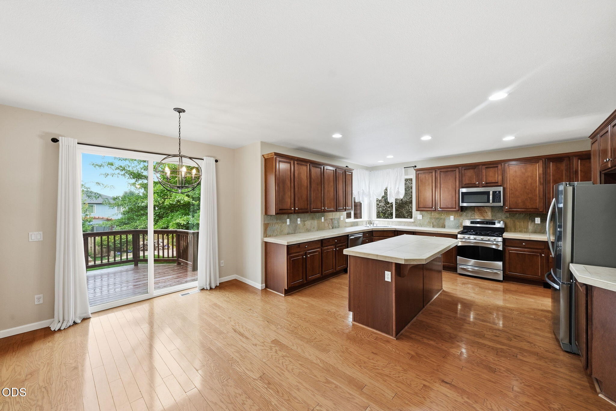 2765 SW 49th Street