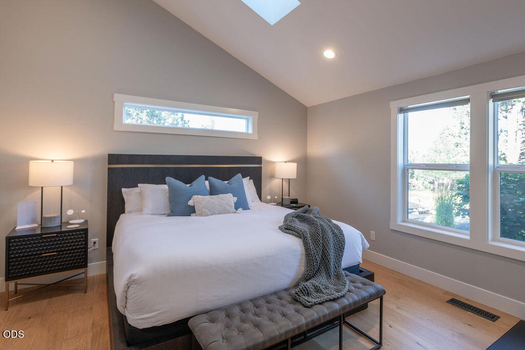 18025 Cascade Estates Drive