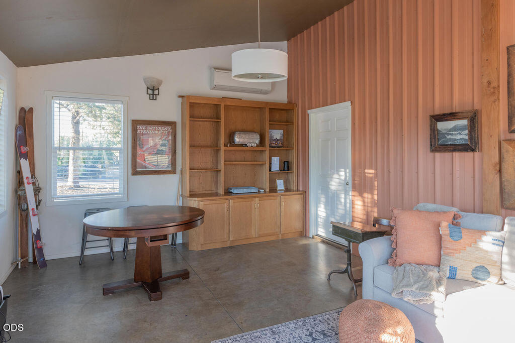 18025 Cascade Estates Drive