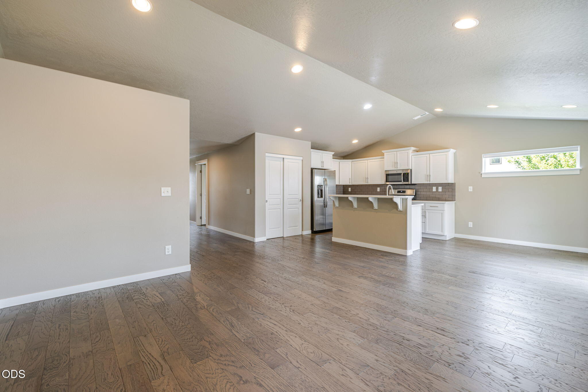 20380 SE Lois Way