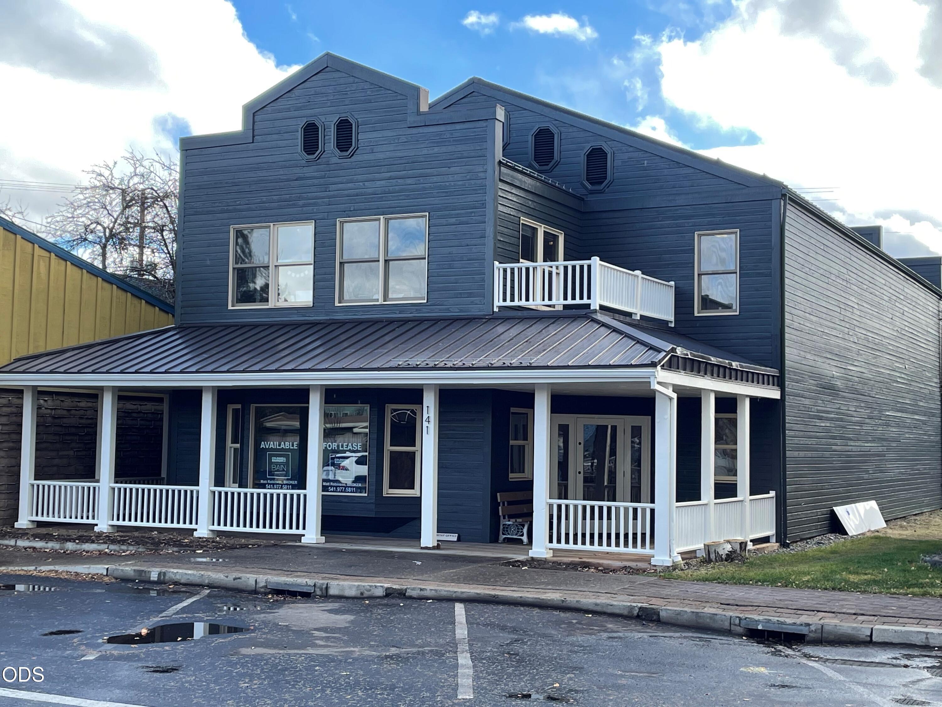 141 W Main Avenue, 101