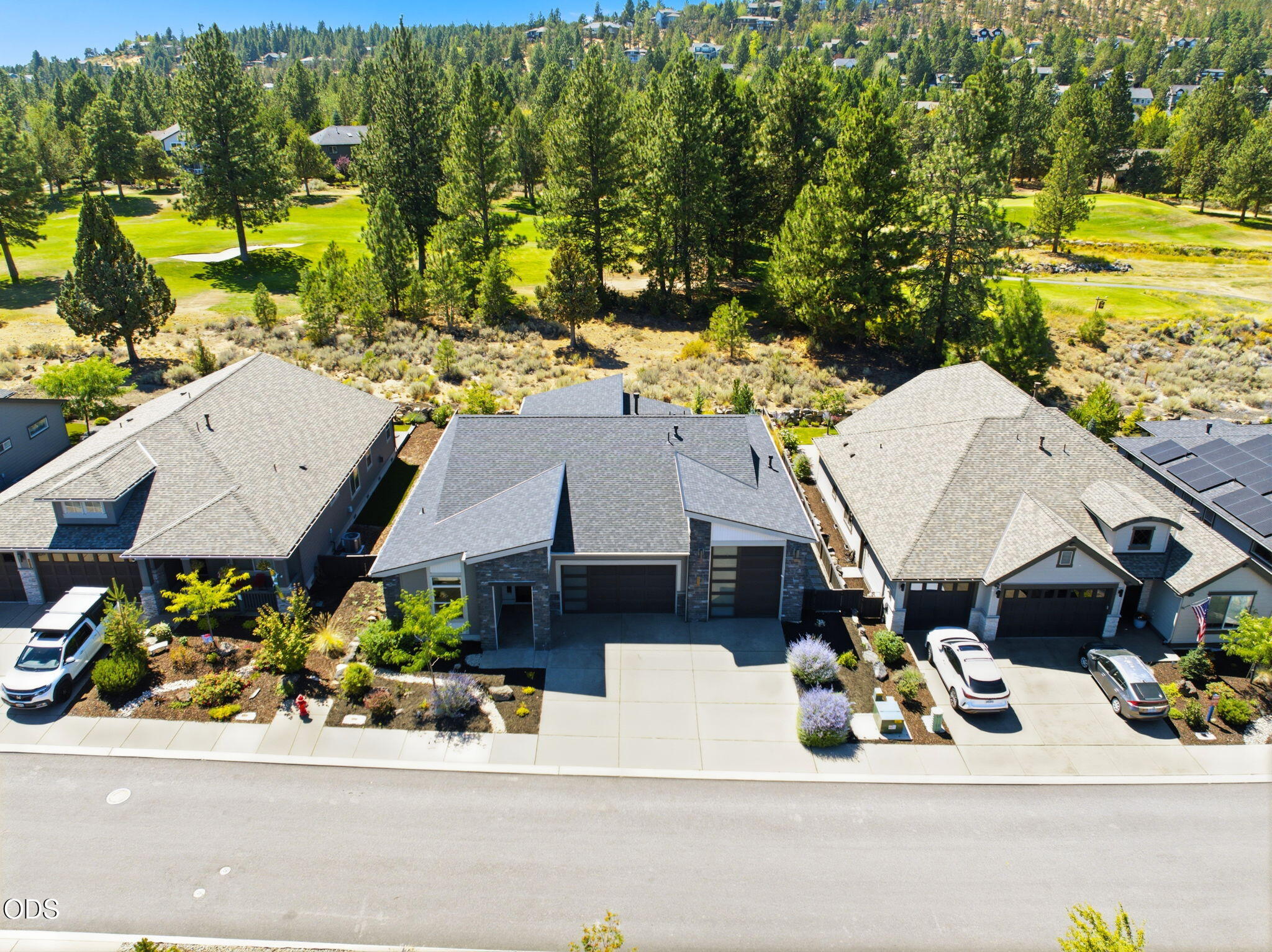 3083 NW Hidden Ridge Drive