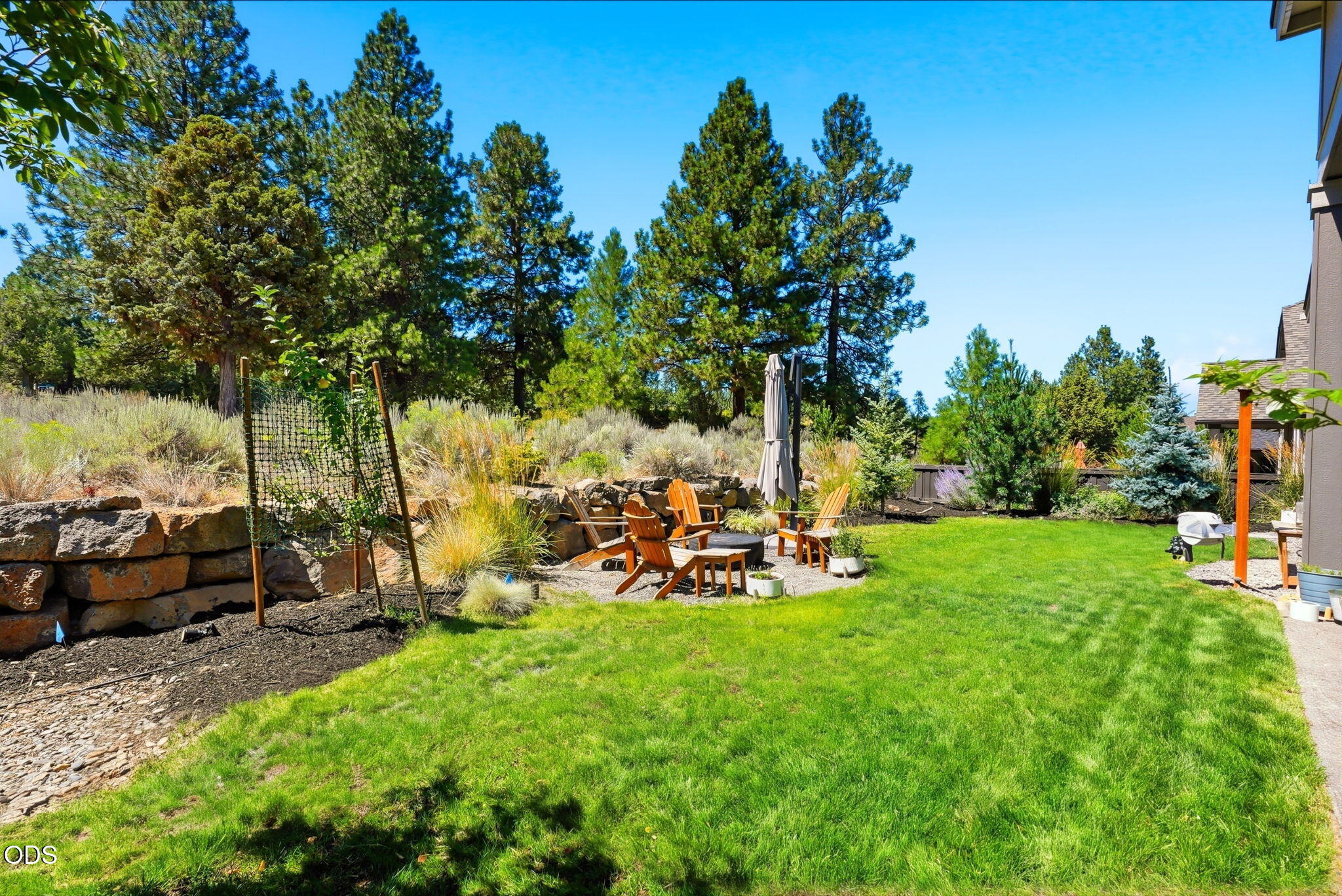 3083 NW Hidden Ridge Drive