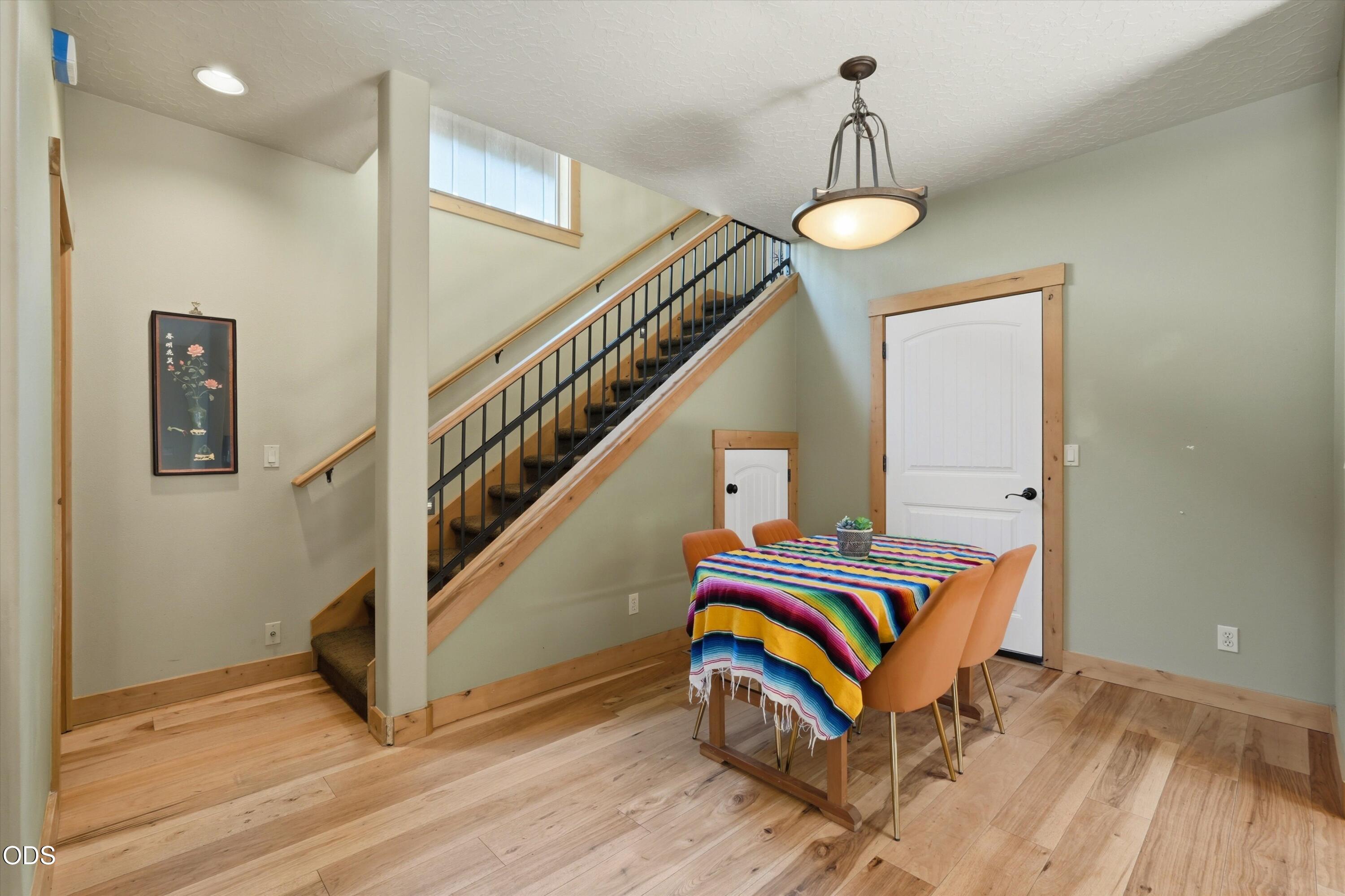 61390 Merriewood Court