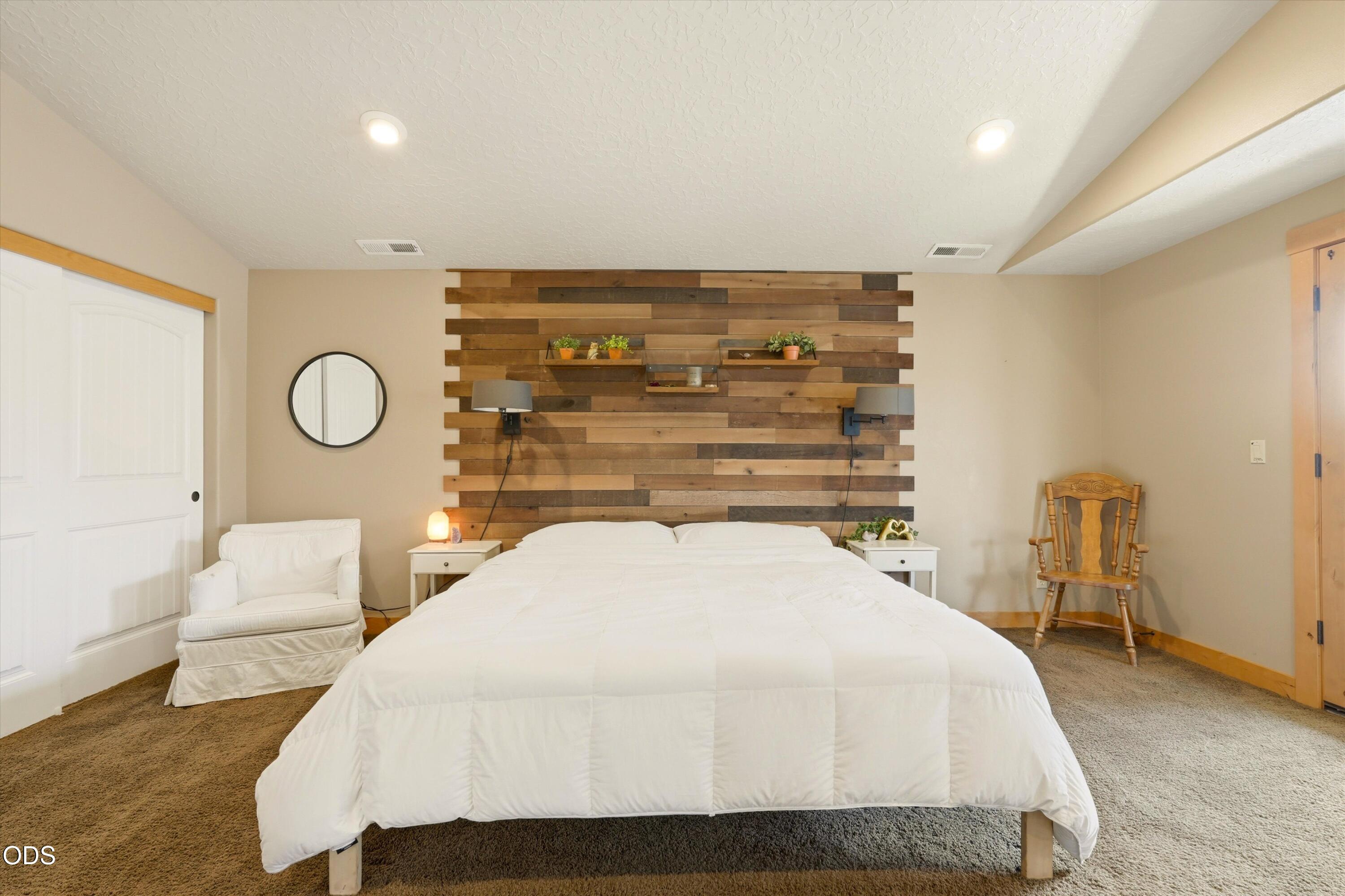 61390 Merriewood Court