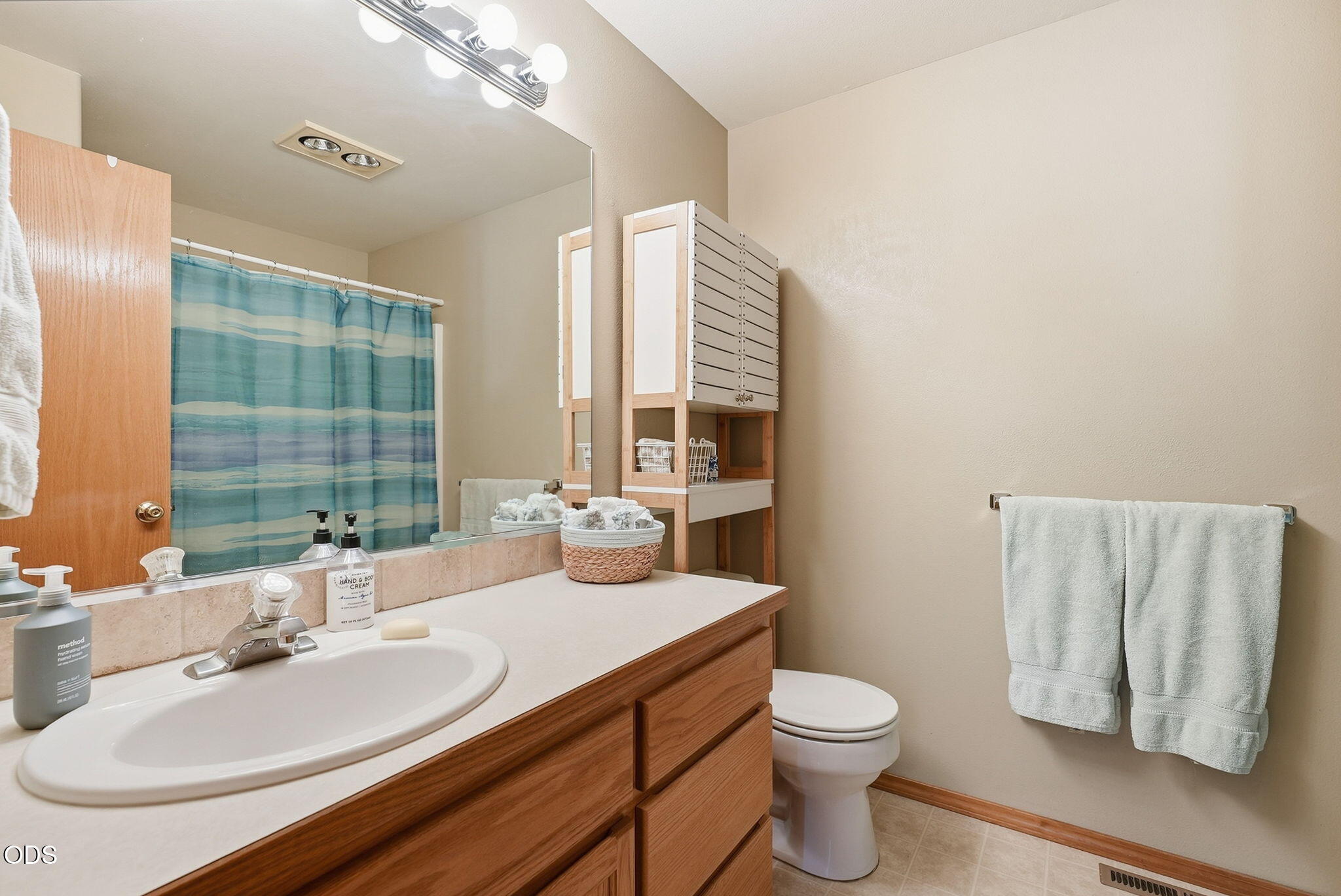 61228 Bighorn Court