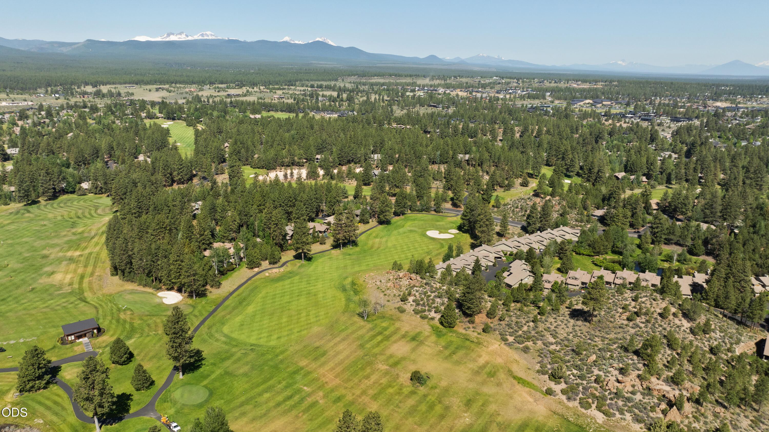 61410 Tam McArthur Loop