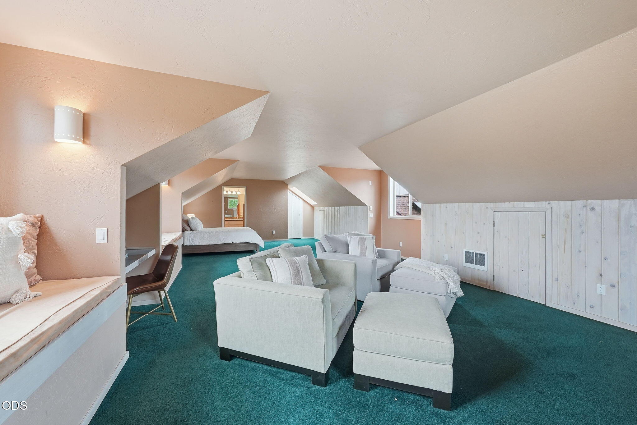 16015 Fox Ridge Circle