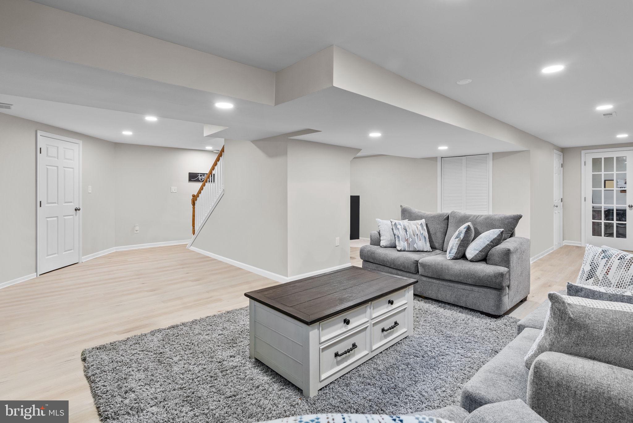 144 Crittenden Dr