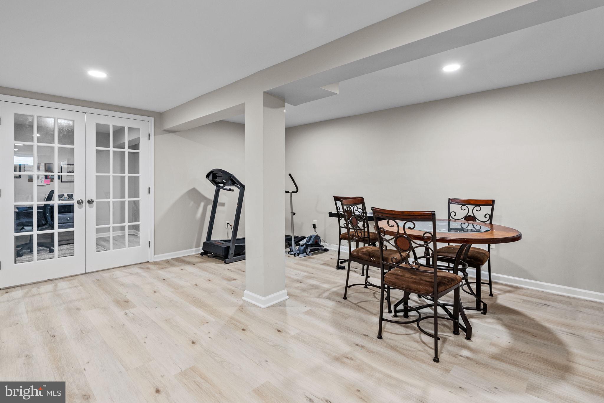 144 Crittenden Dr