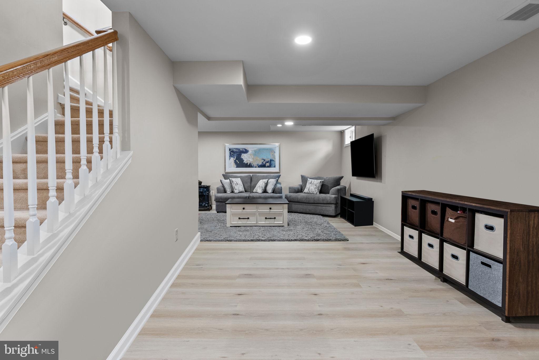 144 Crittenden Dr