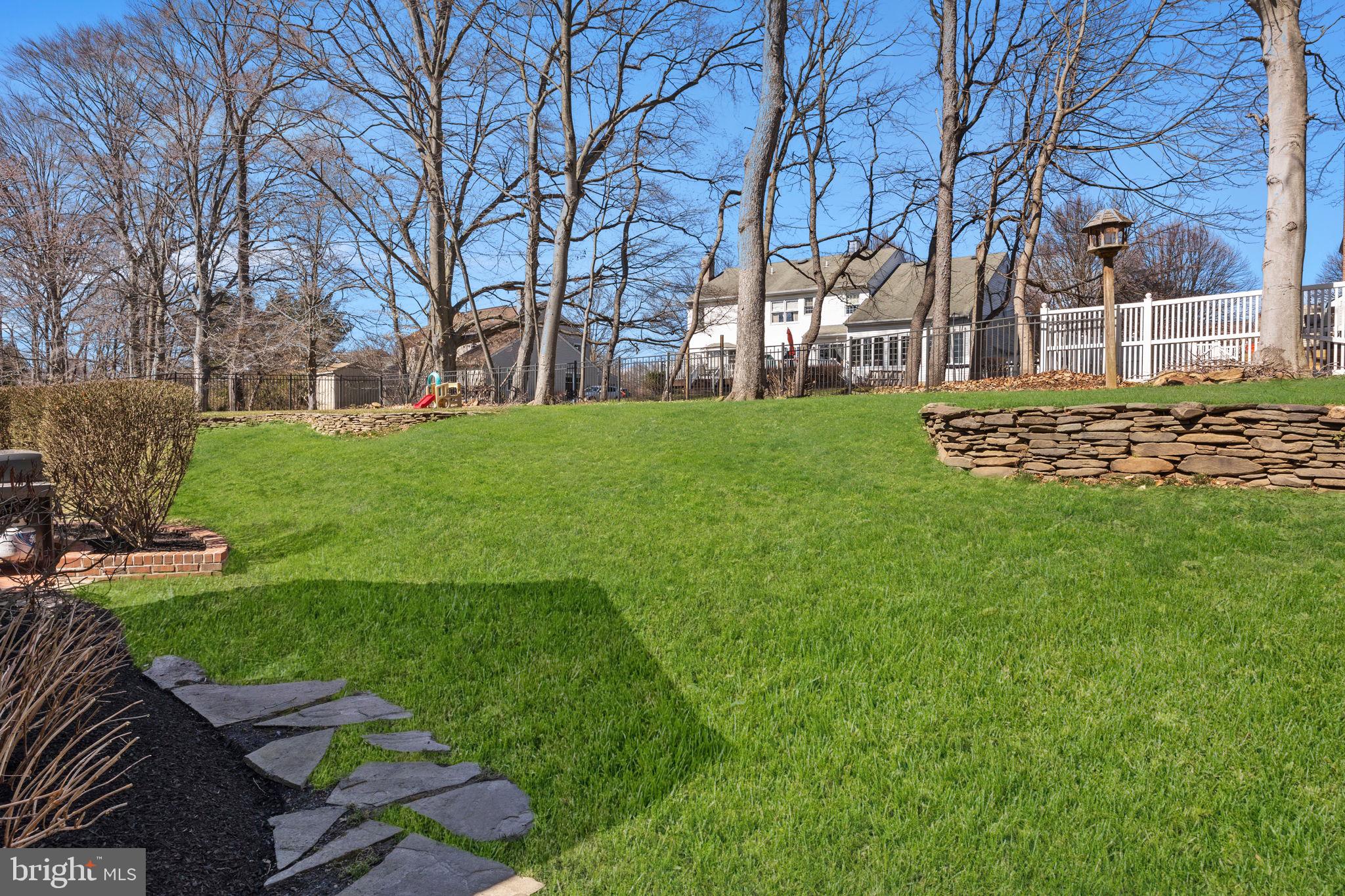 1355 Brentwood Rd