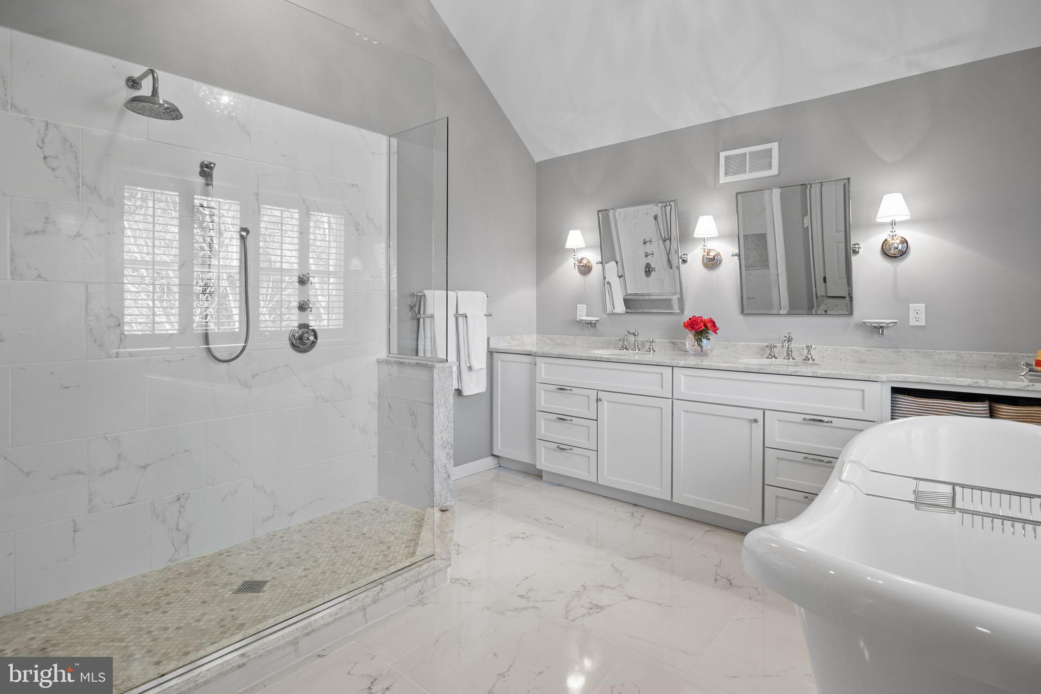 1355 Brentwood Rd