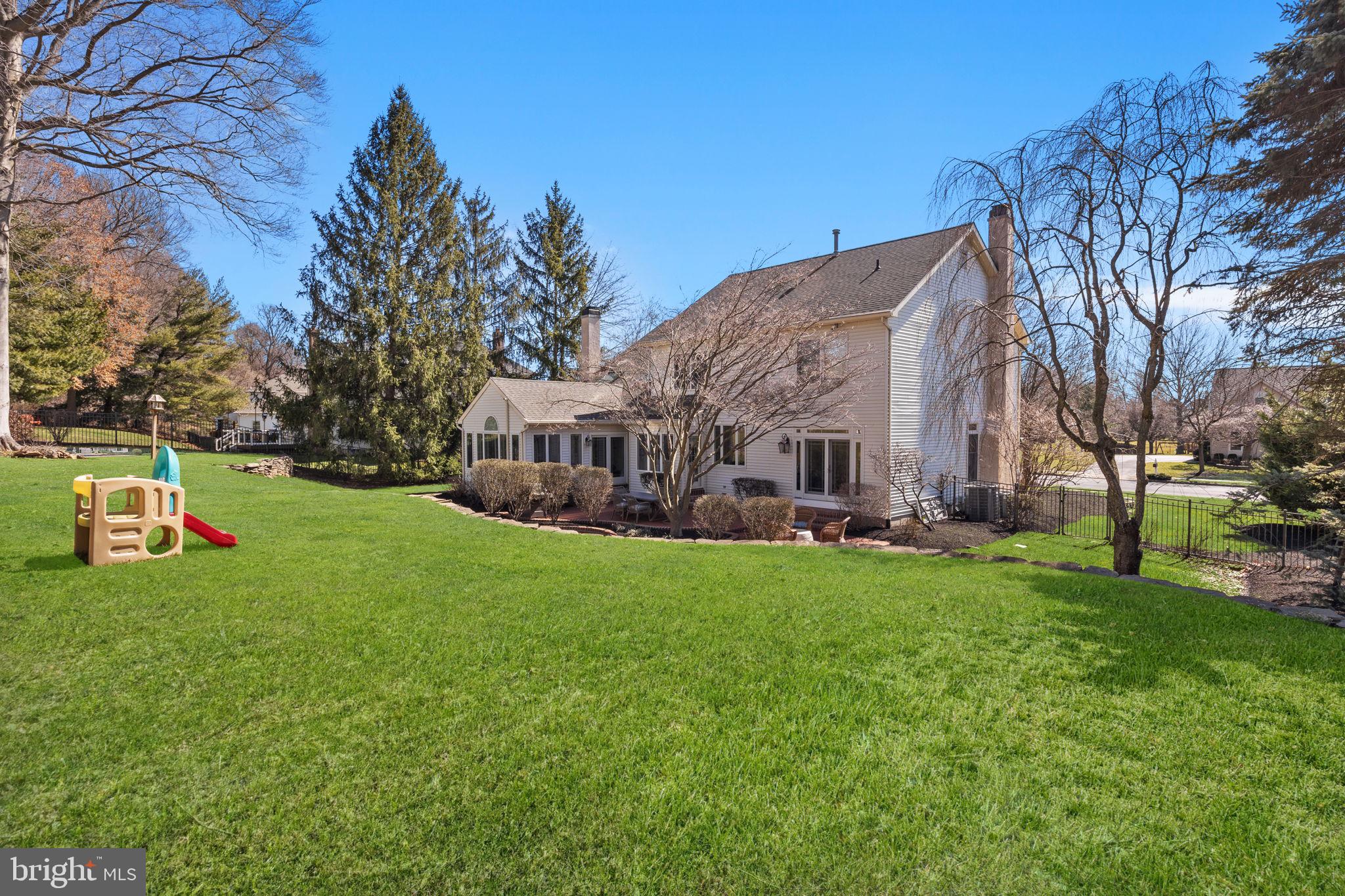 1355 Brentwood Rd