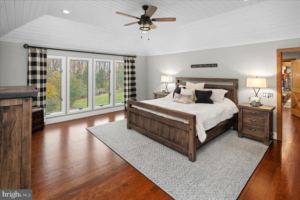 6064 Stoney Hill ROAD