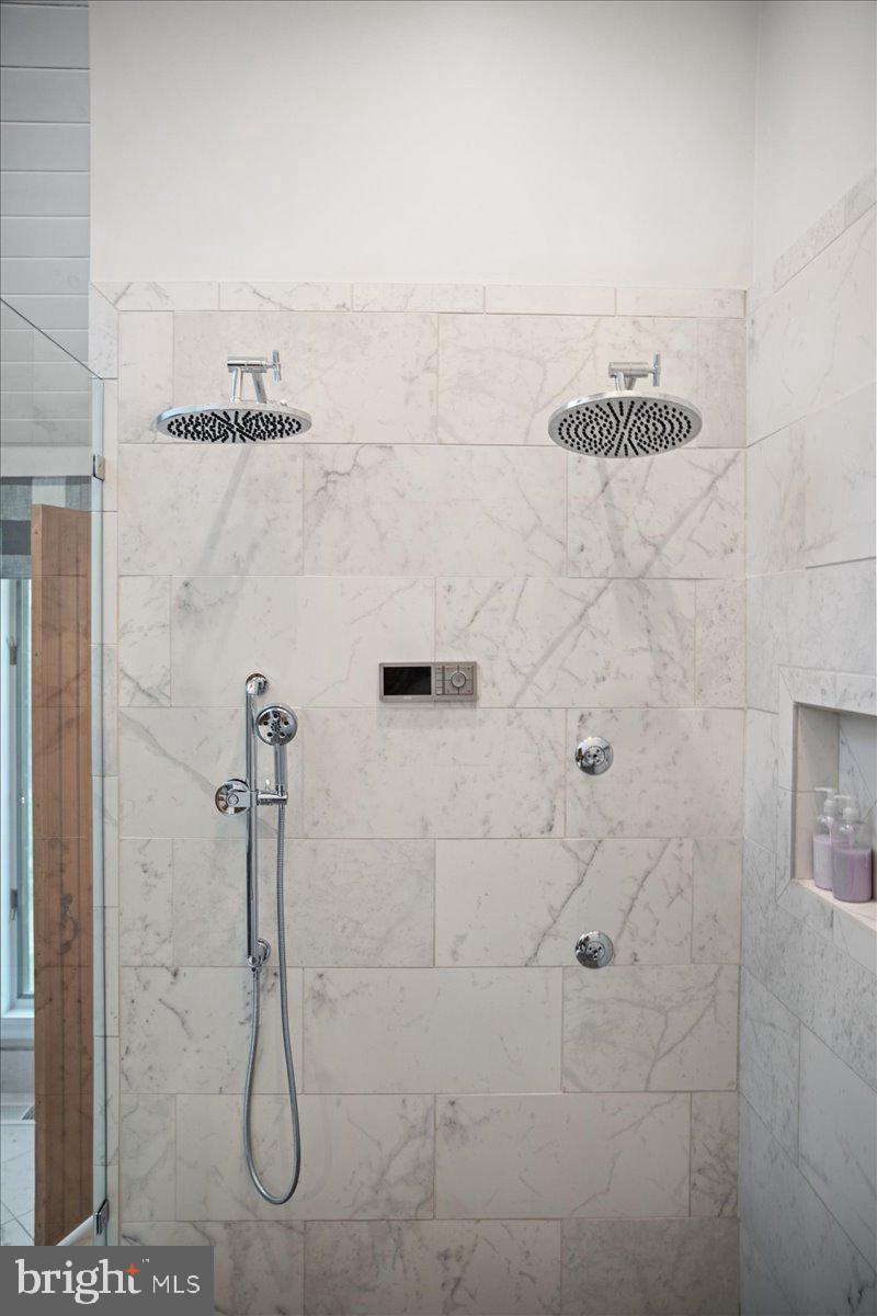 6064 Stoney Hill ROAD